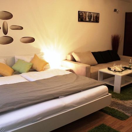 Apartment Quellenstrasse Wina Bagian luar foto