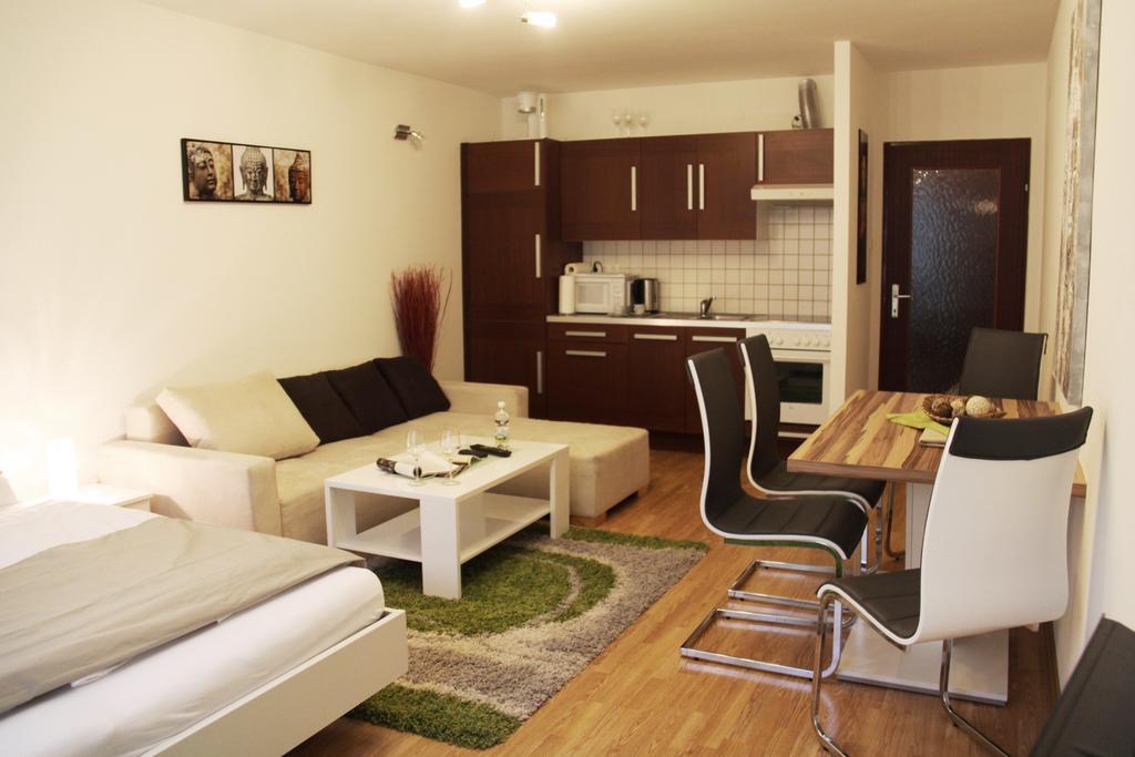 Apartment Quellenstrasse Wina Bagian luar foto